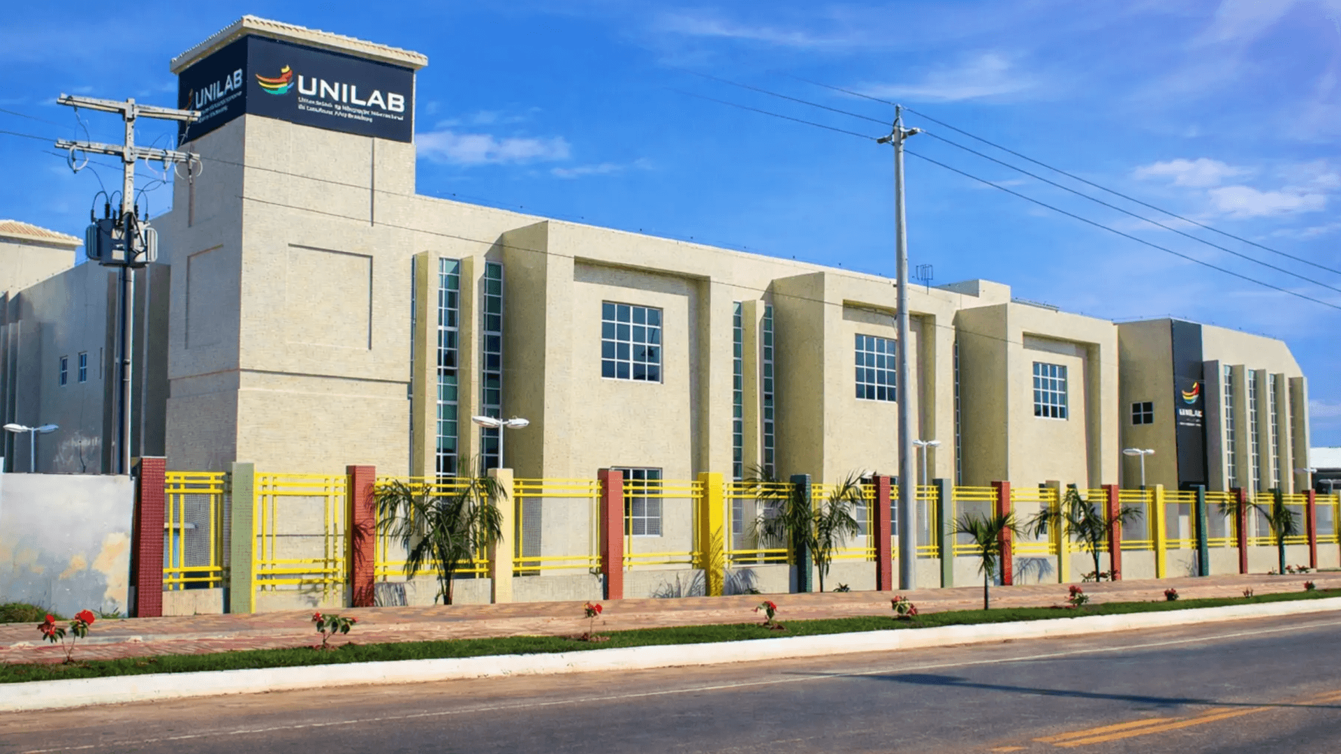 Inscrições para concurso da UNILAB terminam hoje (16); salários chegam a R$ 4,9 mil mais benefícios