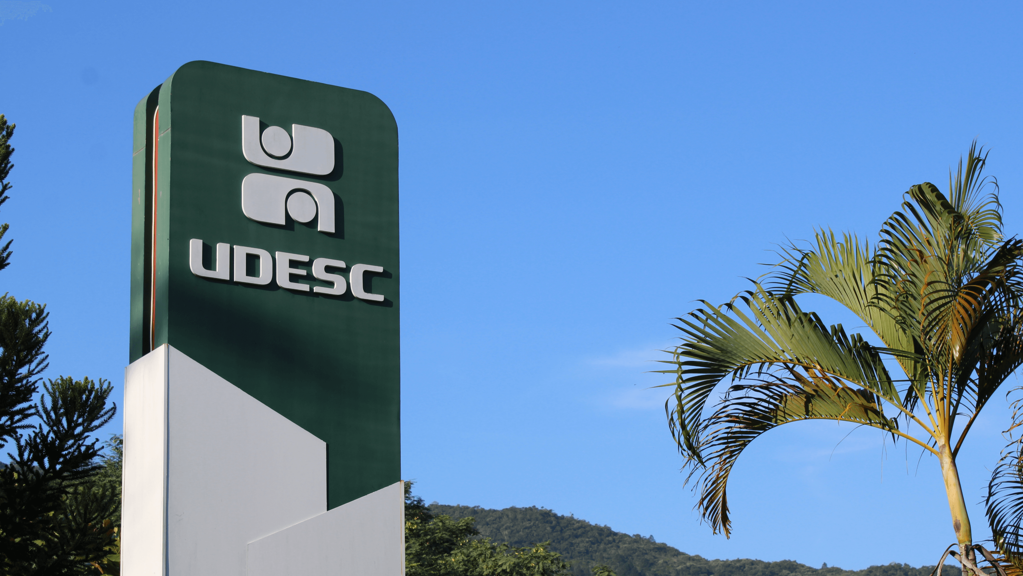 Concurso UDESC segue com inscrições até 13 de fevereiro e salários chegam a R$ 6,8 mil