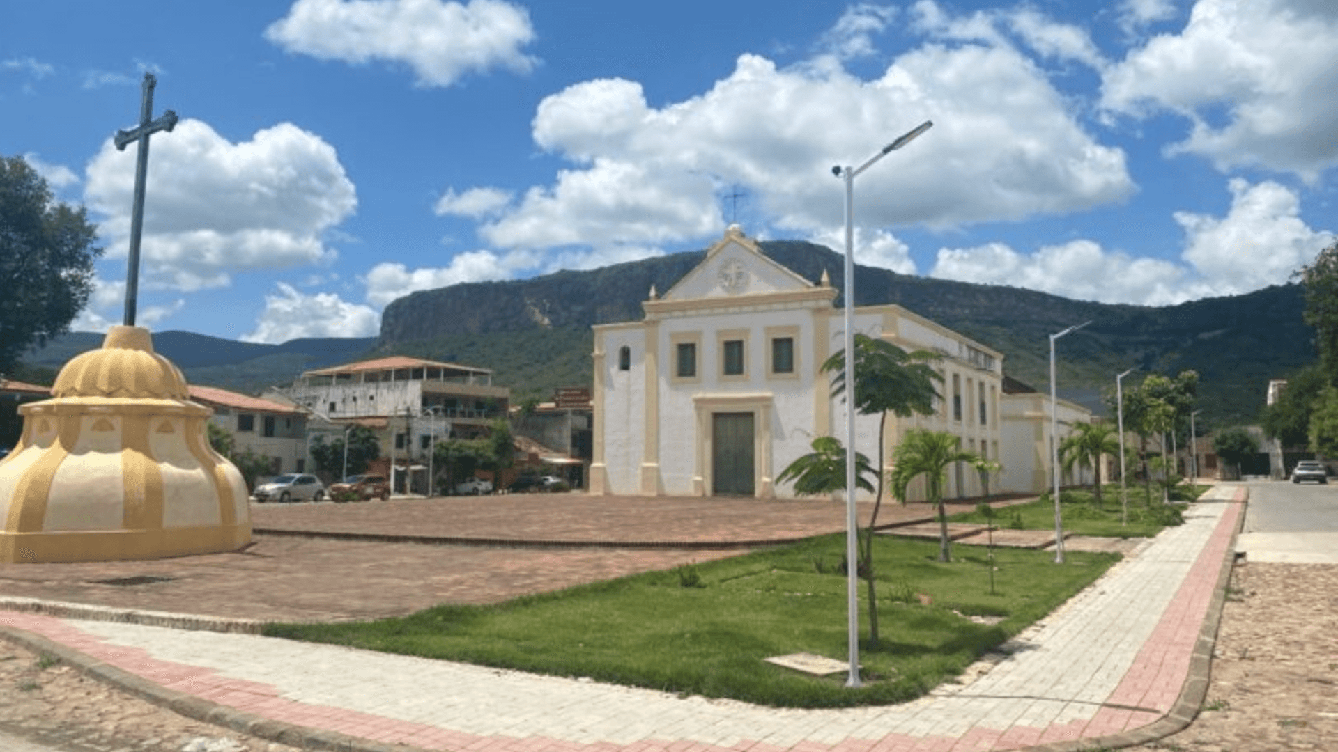 Prefeitura de Ipu CE abre 183 vagas em três editais com salários de até R$ 9,4 mil