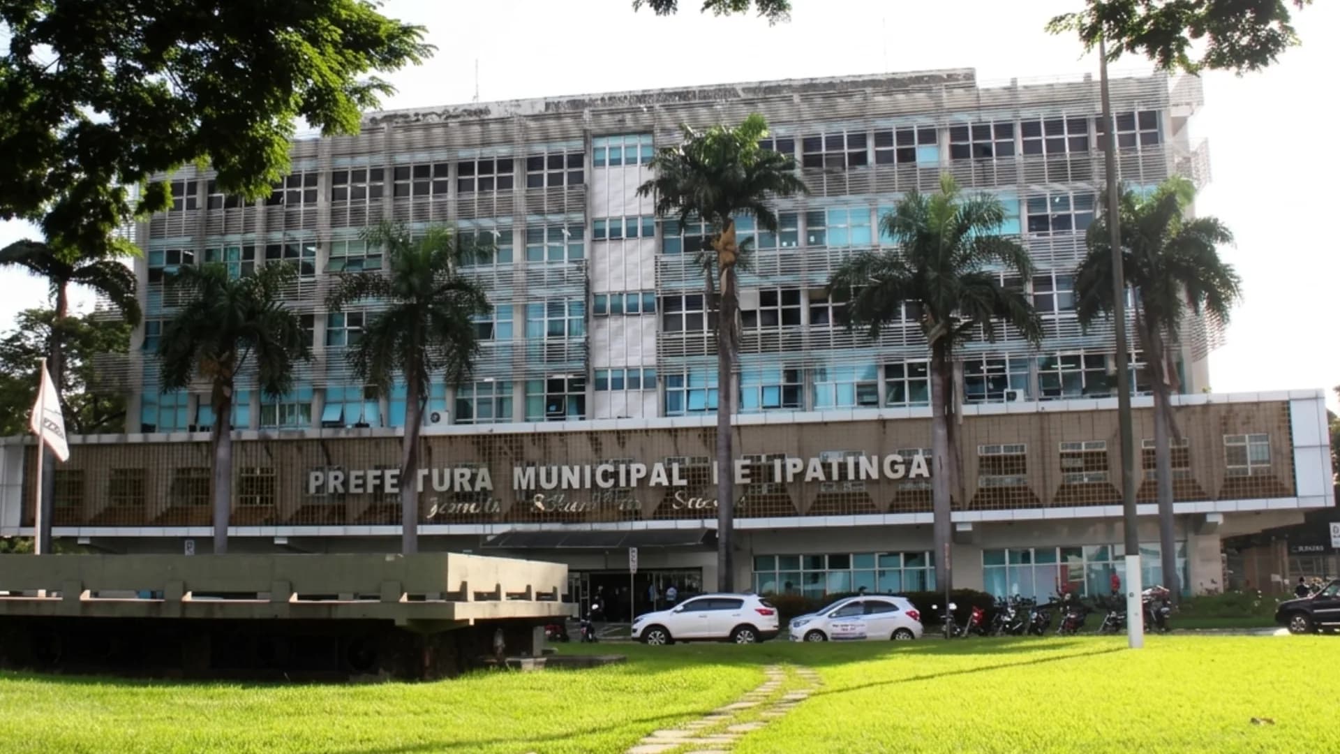 Prefeitura de Ipatinga abre concurso com mais de 250 vagas e salários de até R$ 4,5 mil; inscrições começam em junho