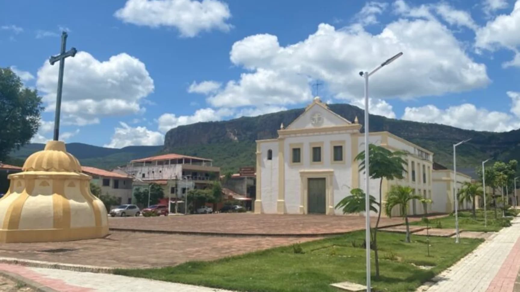 Prefeitura de Ipu CE abre 183 vagas em três editais com salários de até R$ 9,4 mil