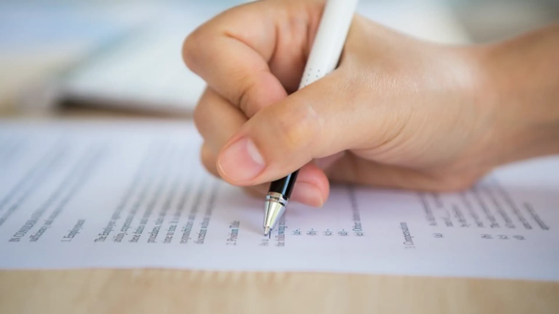 Edital publicado! SEDES DF abre 1.197 vagas e salários chegam a mais de R$ 6,7 mil