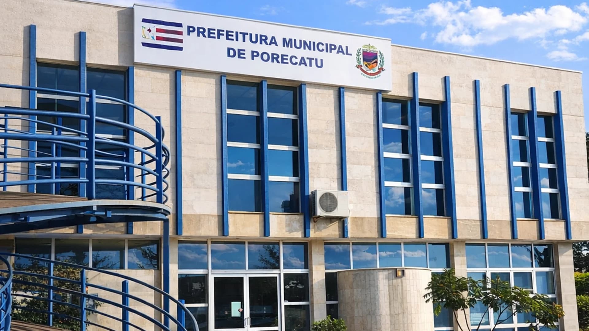 Porecatu-PR abre 101 vagas em dois editais e provas já têm data marcada: salários chegam a R$ 10,8 mil