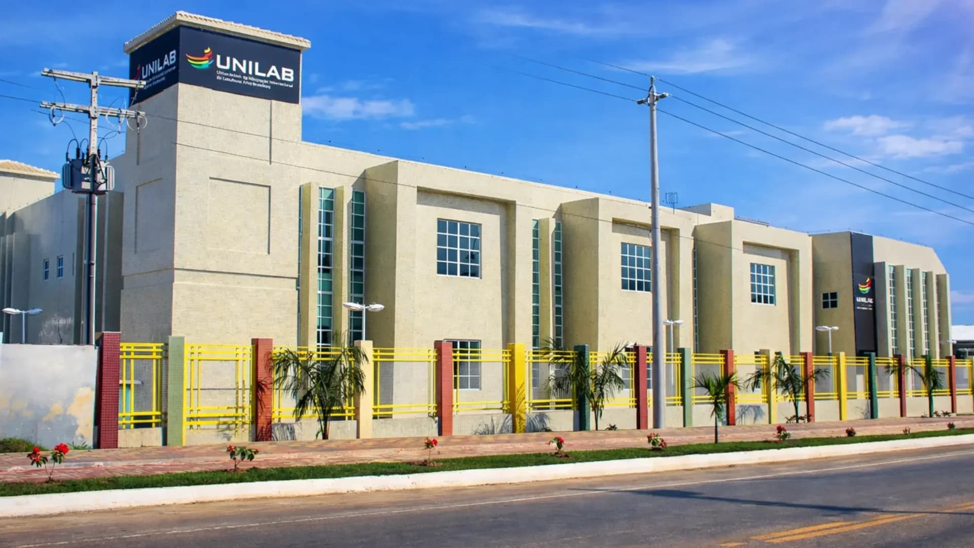 Inscrições para concurso da UNILAB terminam hoje (16); salários chegam a R$ 4,9 mil mais benefícios